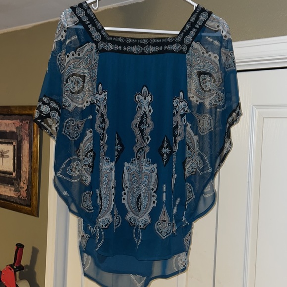 INC beautiful shear top with built in under layer.  Woman’s size large. - Picture 3 of 3
